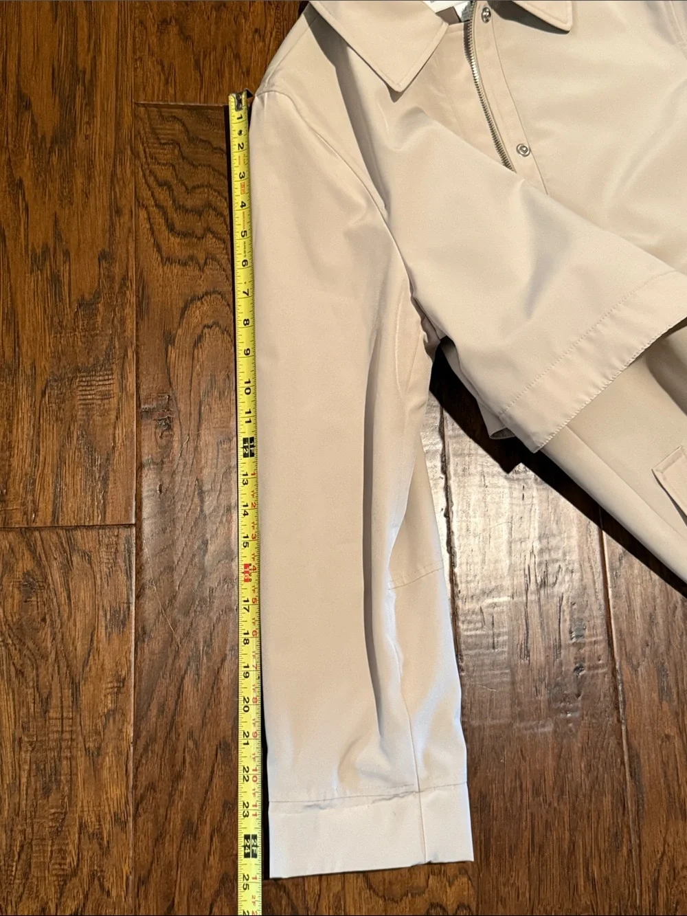 Liz Claiborne Light Cream Trench Coat minimalist vibes